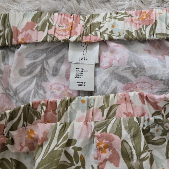 Joie Pink Floral Cotton Shorts - Picture 3 of 3